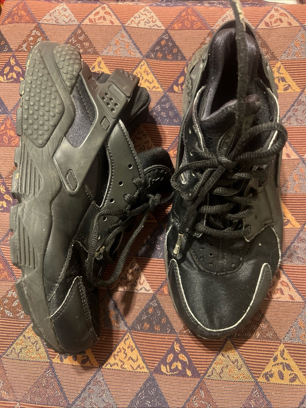 Nike Air Huarache Run Women's Size 7 Running Shoes Black GUC!